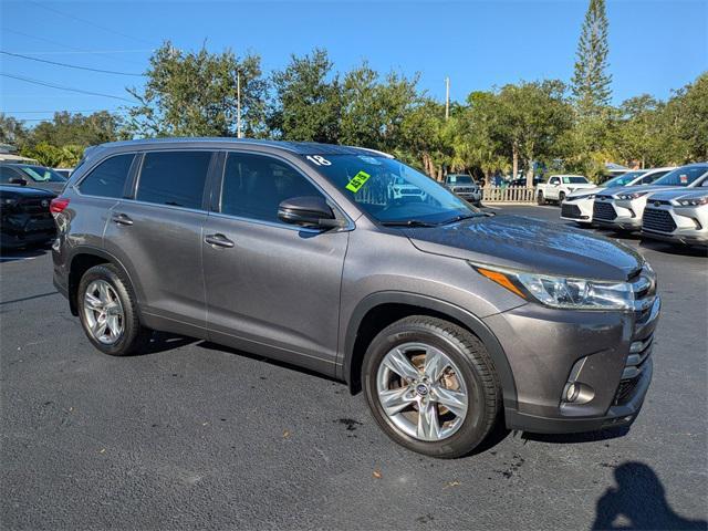 used 2018 Toyota Highlander car, priced at $22,499