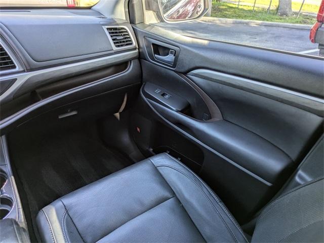 used 2018 Toyota Highlander car, priced at $20,499