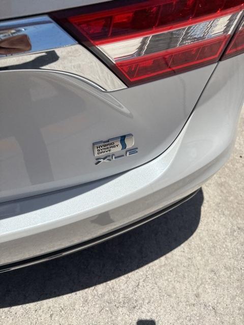 used 2015 Toyota Avalon Hybrid car
