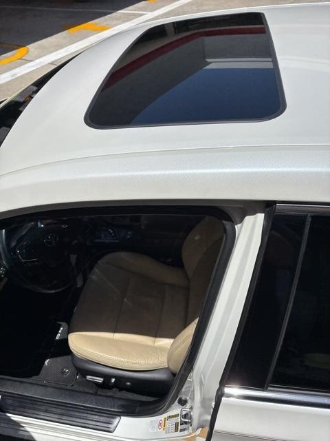used 2015 Toyota Avalon Hybrid car