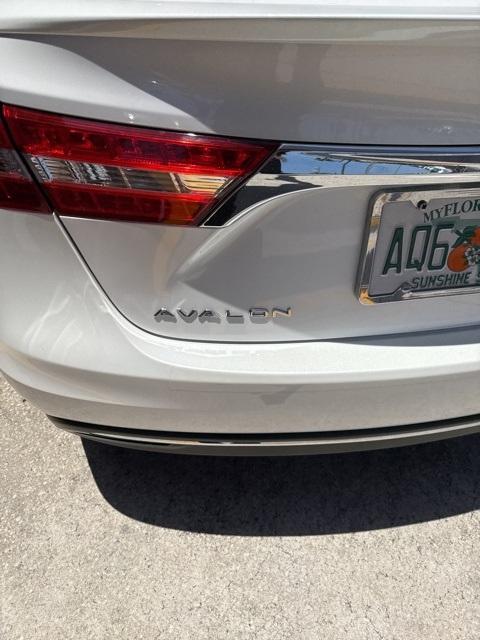 used 2015 Toyota Avalon Hybrid car