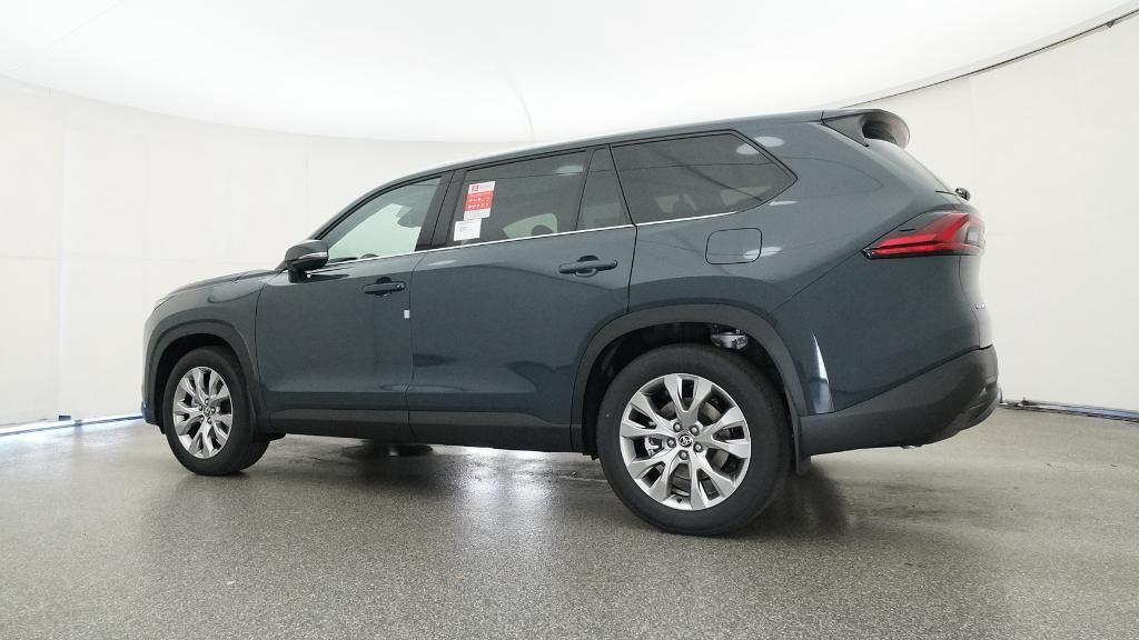 new 2026 Toyota Highlander Hybrid car, priced at $60,303