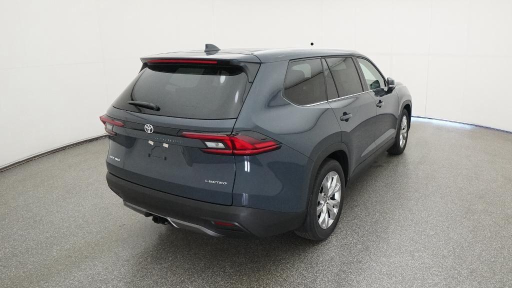 new 2026 Toyota Highlander Hybrid car, priced at $60,303
