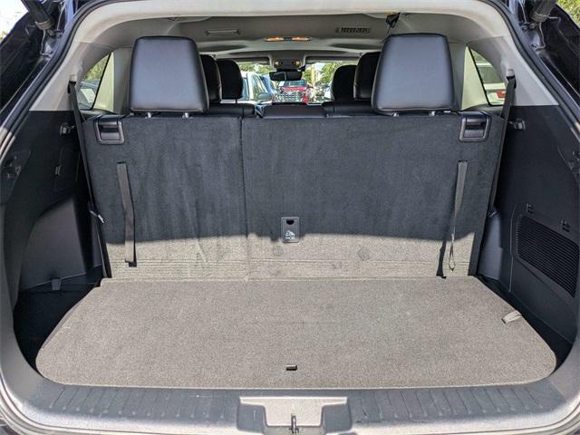 used 2020 Toyota Highlander Hybrid car, priced at $32,995