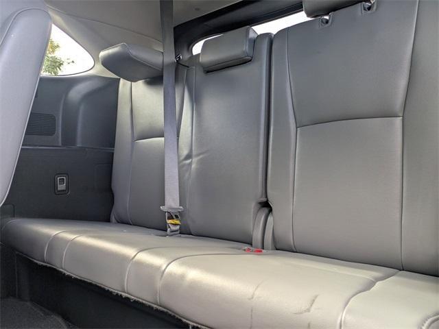 used 2021 Toyota Highlander car, priced at $27,499