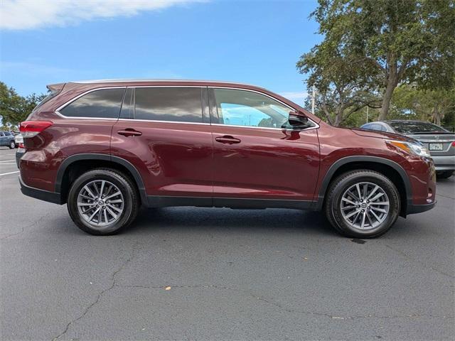 used 2019 Toyota Highlander car, priced at $24,499