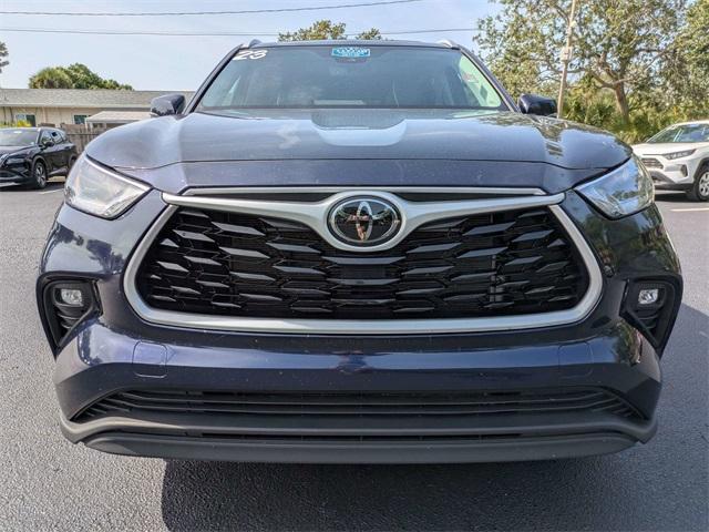 used 2023 Toyota Highlander car, priced at $35,499
