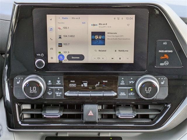used 2023 Toyota Highlander car, priced at $35,499