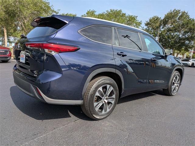 used 2023 Toyota Highlander car, priced at $35,499