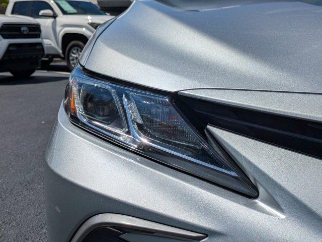 used 2022 Toyota Camry Hybrid car, priced at $20,998