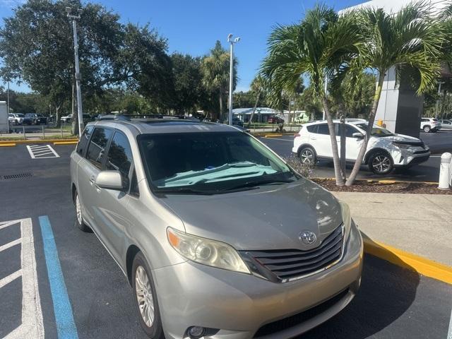 used 2015 Toyota Sienna car, priced at $24,995