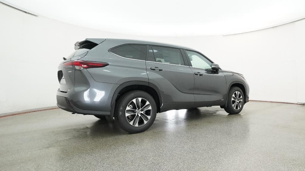 new 2025 Toyota Highlander Hybrid car, priced at $51,897