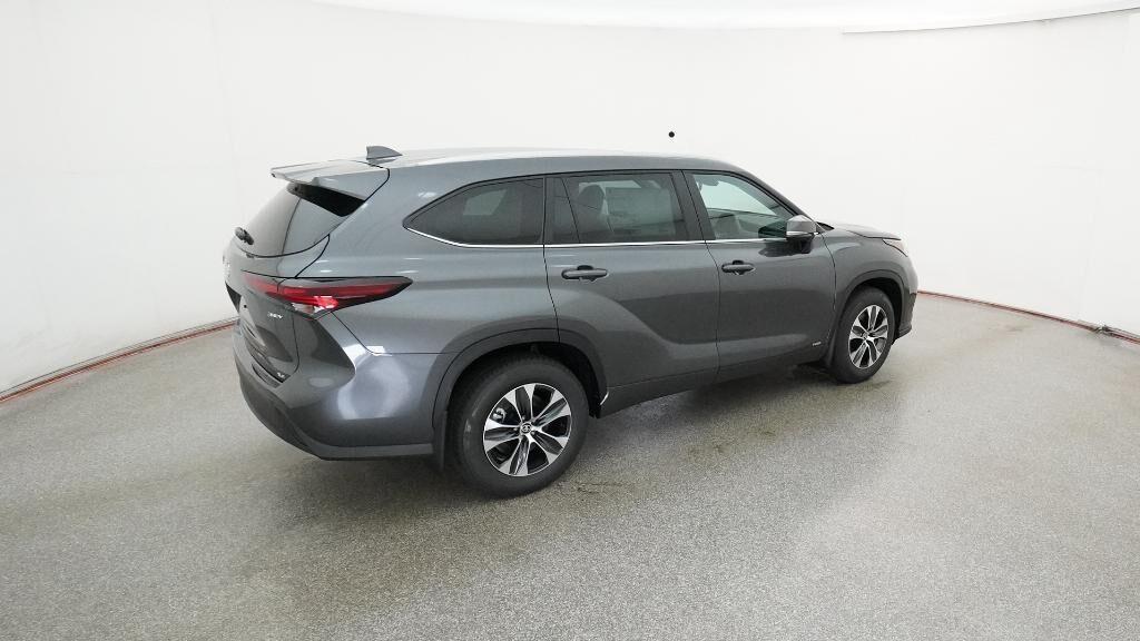 new 2025 Toyota Highlander Hybrid car, priced at $51,897