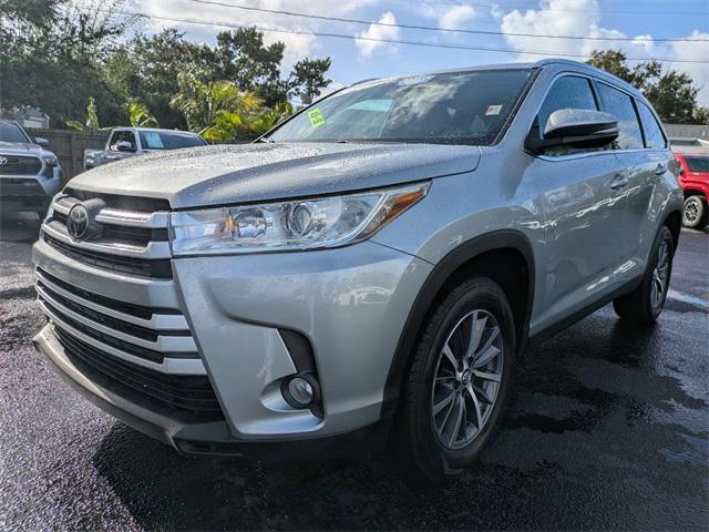 used 2019 Toyota Highlander car, priced at $19,499
