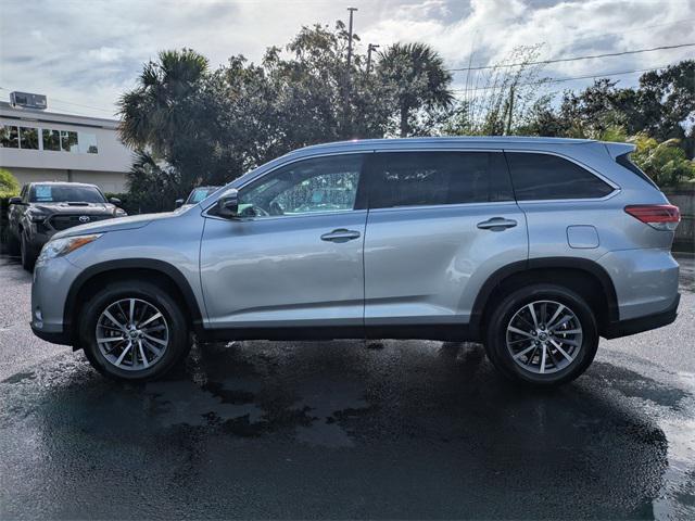 used 2019 Toyota Highlander car, priced at $19,499