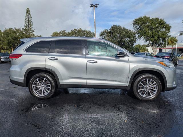 used 2019 Toyota Highlander car, priced at $19,499