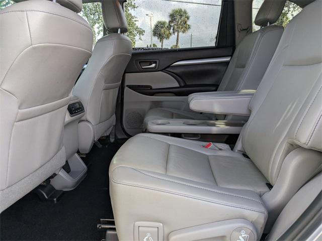 used 2019 Toyota Highlander car, priced at $19,499