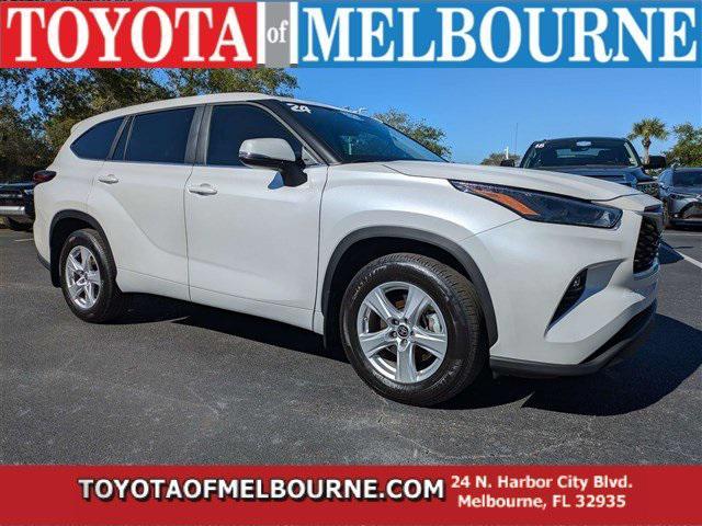 used 2024 Toyota Highlander car, priced at $36,998