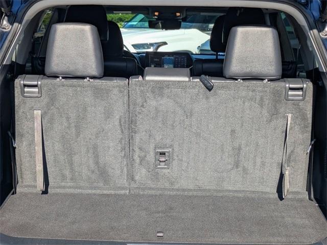 used 2021 Toyota Highlander car, priced at $32,998