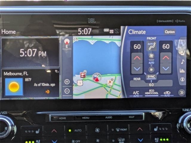 used 2021 Toyota Highlander car, priced at $32,998