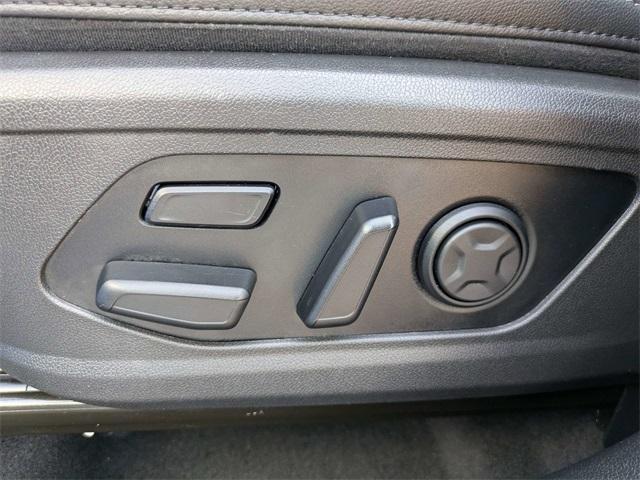 used 2023 Kia Sorento car, priced at $29,499