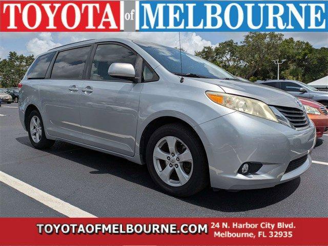 used 2012 Toyota Sienna car