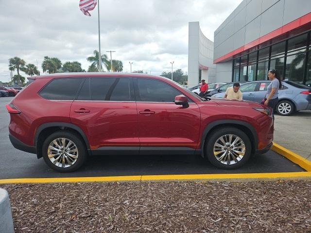 used 2024 Toyota Grand Highlander car, priced at $46,884