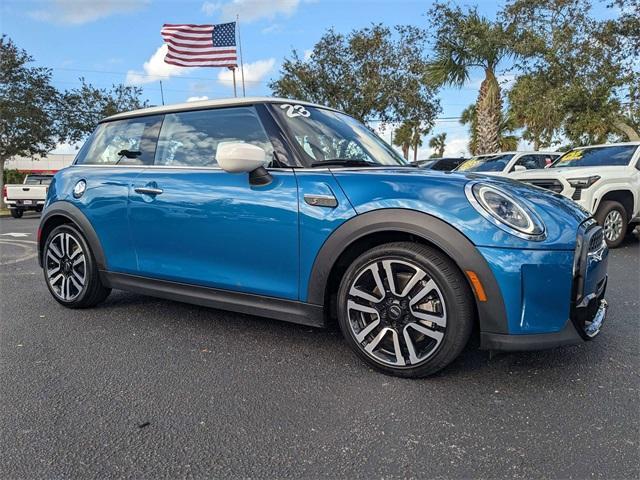 used 2023 MINI Hardtop car, priced at $26,998