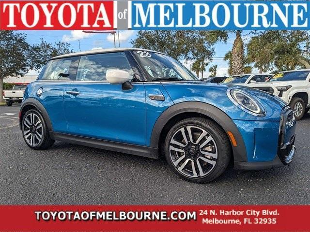 used 2023 MINI Hardtop car, priced at $26,998