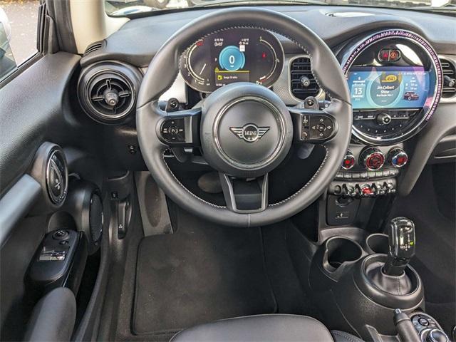 used 2023 MINI Hardtop car, priced at $26,998