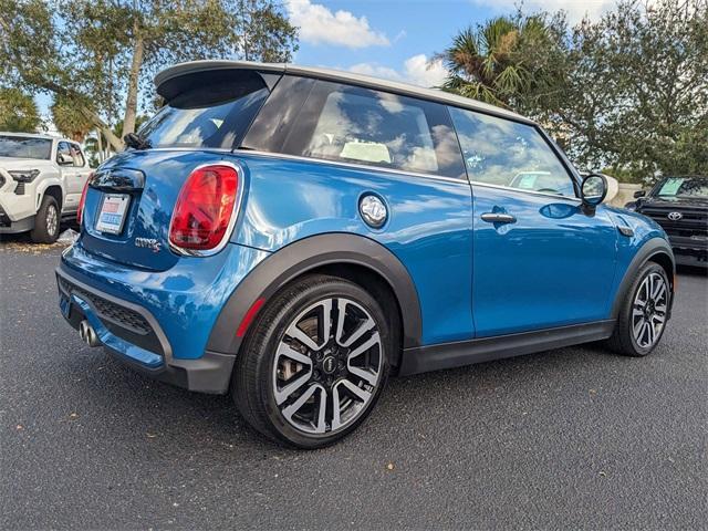 used 2023 MINI Hardtop car, priced at $26,998