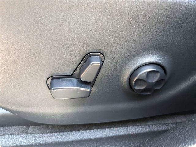 used 2019 Jeep Cherokee car, priced at $16,998