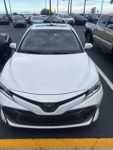 used 2020 Toyota Camry Hybrid car, priced at $16,995
