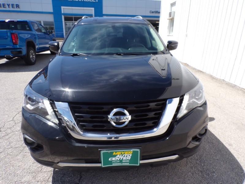 used 2020 Nissan Pathfinder car, priced at $17,995
