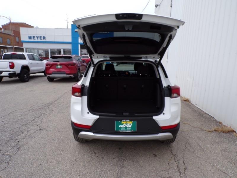 new 2025 Chevrolet TrailBlazer car, priced at $30,080