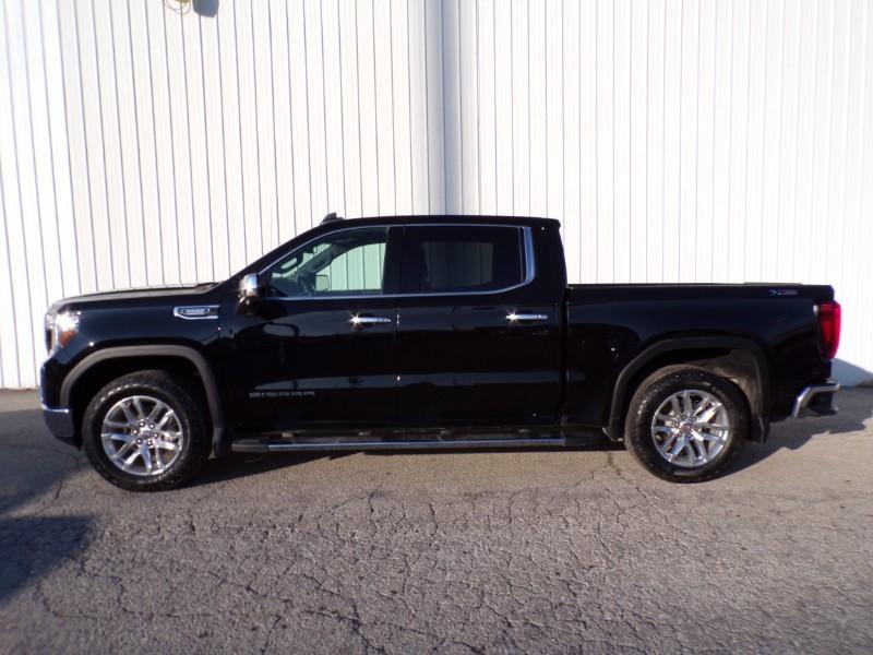 used 2021 GMC Sierra 1500 car, priced at $35,995