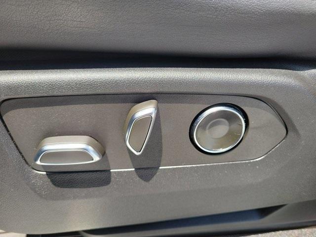 used 2023 Cadillac Escalade ESV car, priced at $77,895