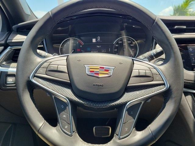 used 2024 Cadillac XT5 car, priced at $47,595