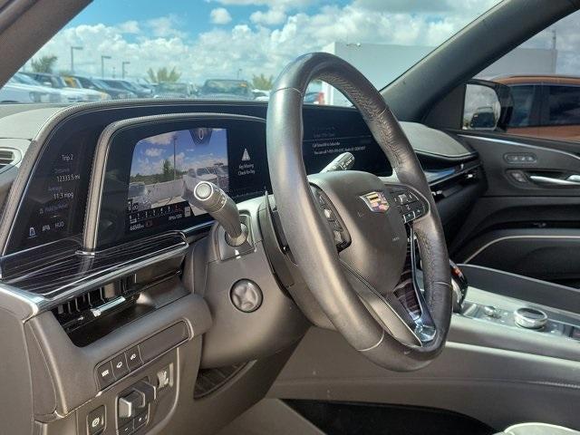 used 2022 Cadillac Escalade ESV car, priced at $64,995