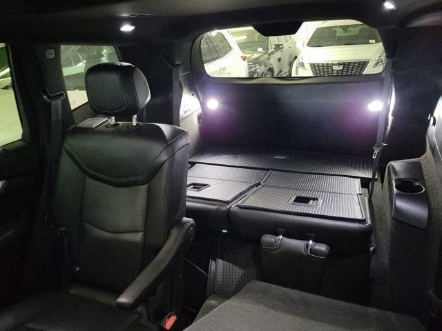 used 2023 Cadillac XT6 car, priced at $38,595