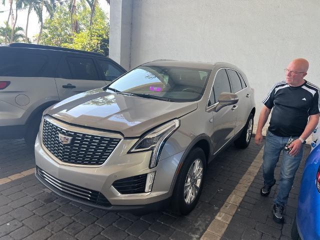 used 2022 Cadillac XT5 car, priced at $26,995