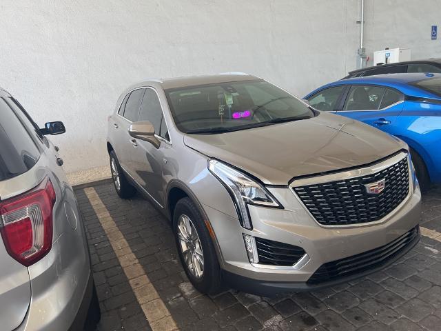 used 2022 Cadillac XT5 car, priced at $26,995