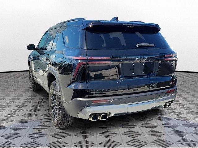 used 2024 Chevrolet Traverse car, priced at $41,495