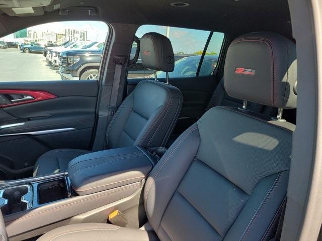 used 2024 Chevrolet Traverse car, priced at $41,495