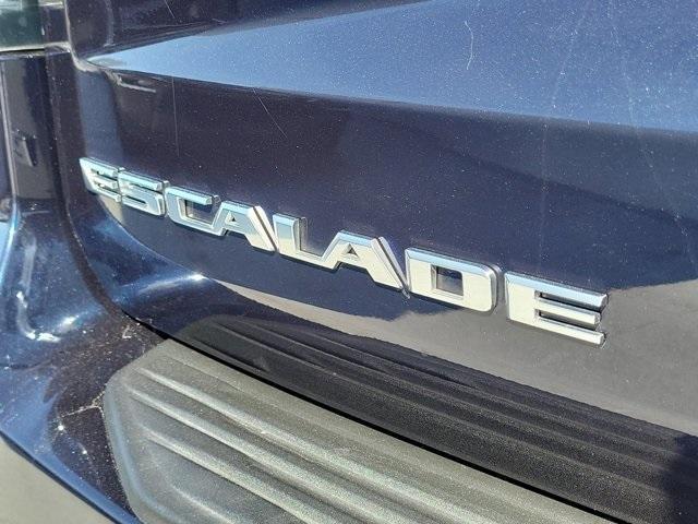 used 2021 Cadillac Escalade ESV car, priced at $69,795