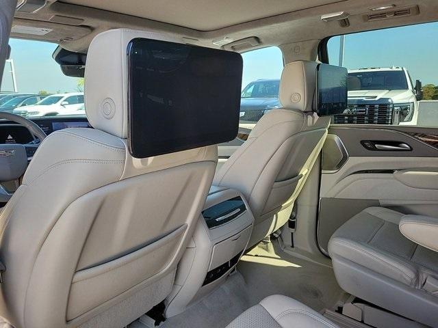 used 2021 Cadillac Escalade ESV car, priced at $69,795