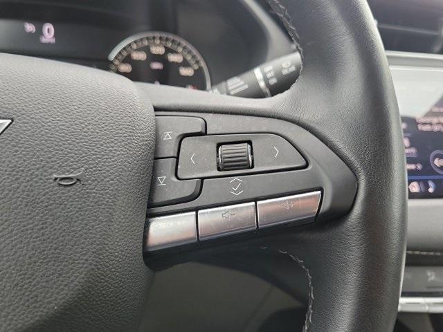 used 2022 Cadillac XT4 car, priced at $27,895