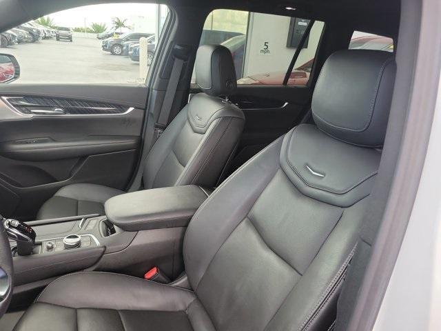 used 2023 Cadillac XT6 car, priced at $36,795
