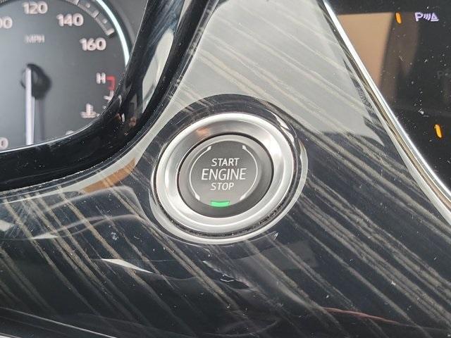 used 2023 Cadillac XT6 car, priced at $36,795