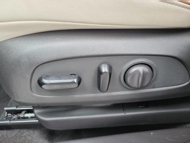 used 2024 Buick Encore GX car, priced at $25,495